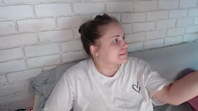 Crazyy girl  online show from 9, 10, 2025