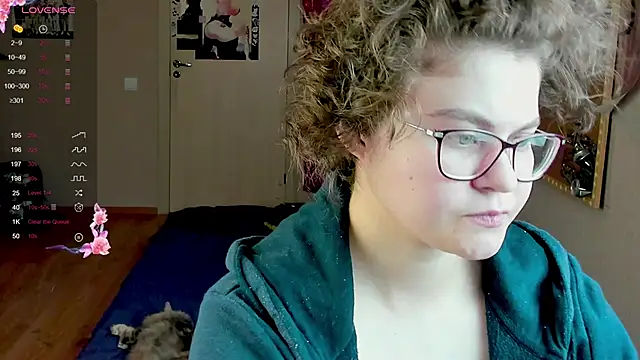 Snapshot of Sashy_Way chatting on 4, 12, 2024 Sashy Way online show from 4, 12, 2024