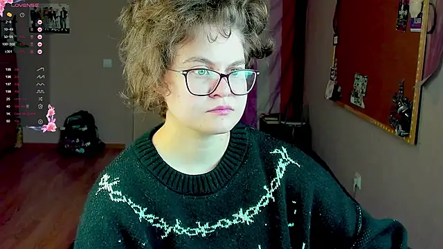 Snapshot of Sashy_Way chatting on 13, 12, 2024 Sashy Way online show from 13, 12, 2024