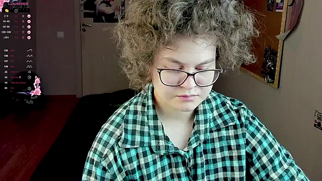 Snapshot of Sashy_Way chatting on 15, 1, 2025 Sashy Way online show from 15, 1, 2025