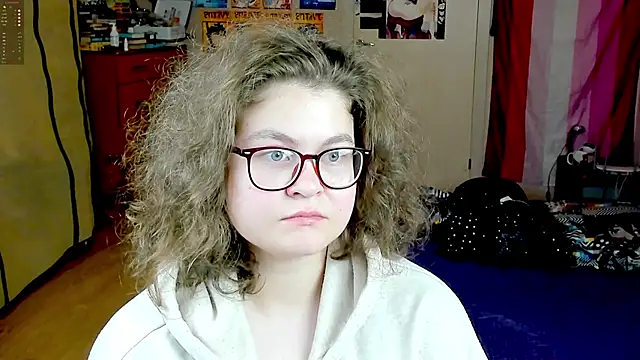 Snapshot of Sashy_Way chatting on 23, 10, 2025 Sashy Way online show from 23, 10, 2025