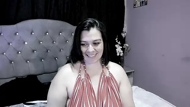 martina foxy  online show from 16, 2, 2025