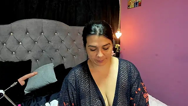 martina foxy  online show from 26, 2, 2025