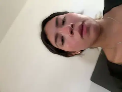 Mila Morgan online show from 2, 1, 2025