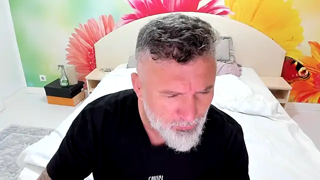 Snapshot of BlowMyXXL chatting on 20, 11, 2025 BlowMyXXL online show from 20, 11, 2025