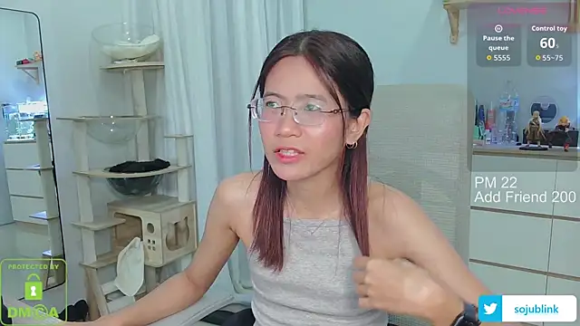 Snapshot of littlemiilk chatting on 12, 11, 2025 littlemiilk online show from 12, 11, 2025