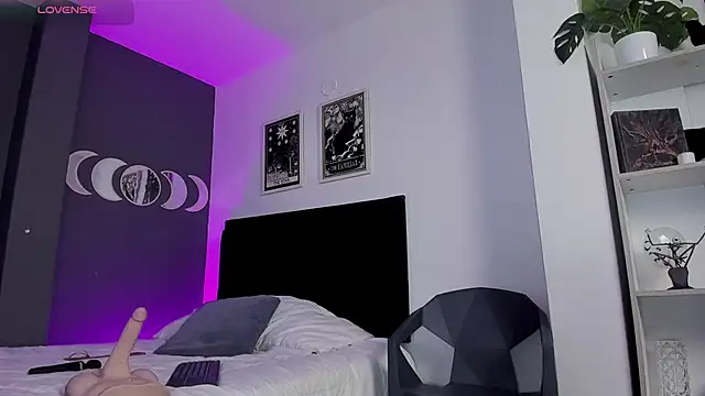 Raven Witch  online show from 13, 3, 2025