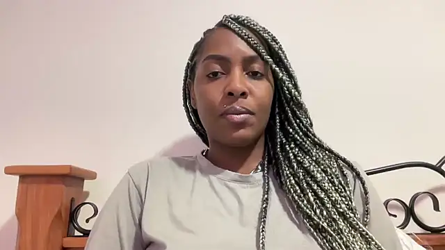 Snapshot of marisilva_br chatting on 15, 10, 2025 marisilva br online show from 15, 10, 2025