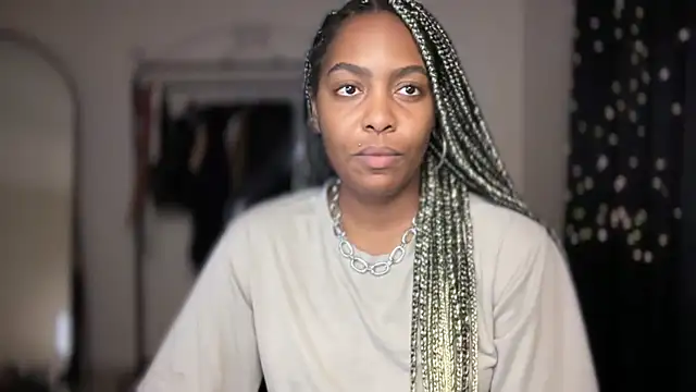 Snapshot of marisilva_br chatting on 1, 11, 2025 marisilva br online show from 1, 11, 2025