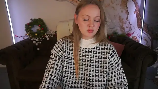 LylaYeess online show from 24, 12, 2024