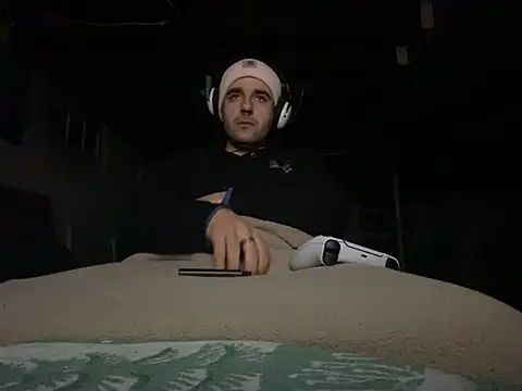 Snapshot of jerkitcentral chatting on 17, 3, 2025 jerkitcentral online show from 17, 3, 2025