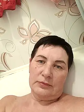 NicoleOlla online show from 6, 1, 2025