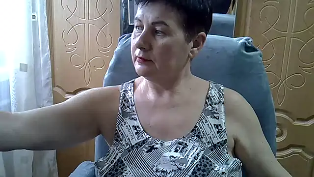 NicoleOlla online show from 29, 1, 2025