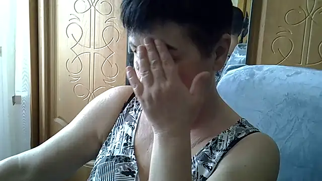 NicoleOlla online show from 31, 1, 2025