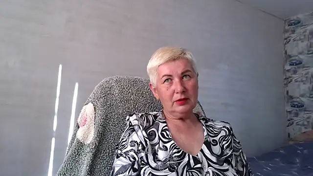 NicoleOlla online show from 22, 9, 2025
