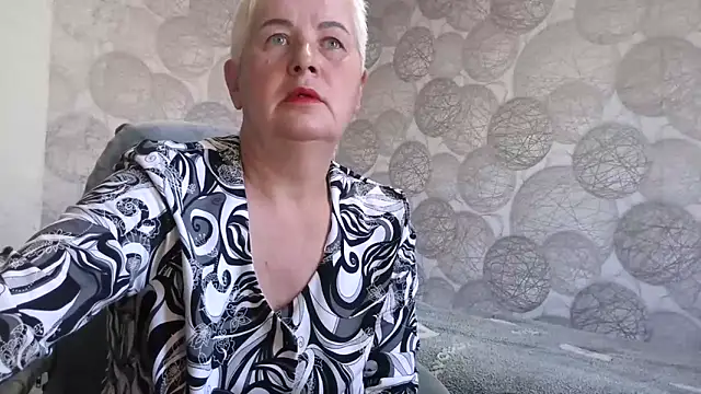 NicoleOlla online show from 16, 10, 2025