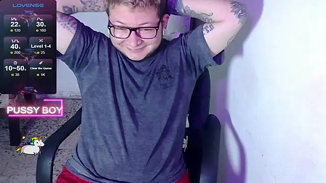 Snapshot of princeFtm chatting on 8, 3, 2025 princeFtm online show from 8, 3, 2025