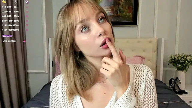  LISA BABYMETAL  online show from 20, 12, 2025