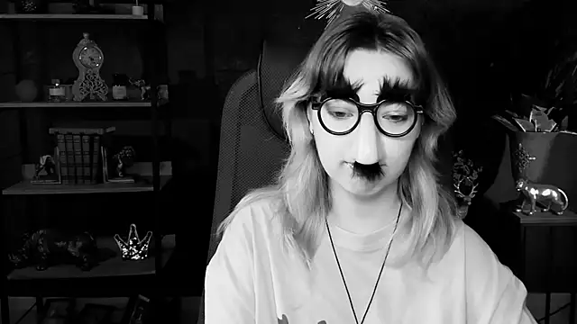 Snapshot of RocKStone_ chatting on 12, 10, 2025 RocKStone online show from 12, 10, 2025