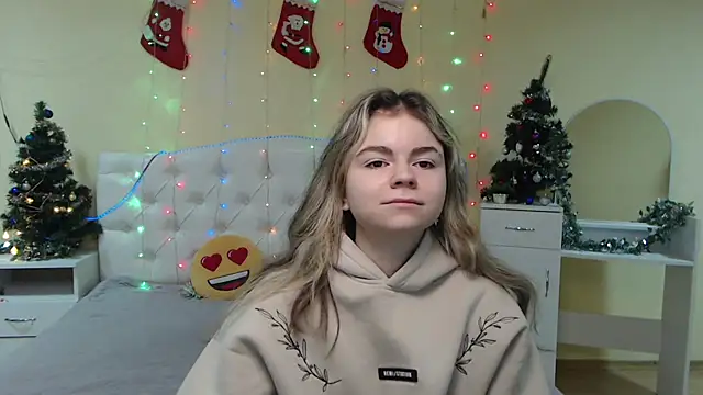 TinaRedly online show from 5, 1, 2025