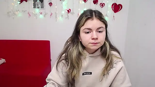 TinaRedly online show from 6, 2, 2026