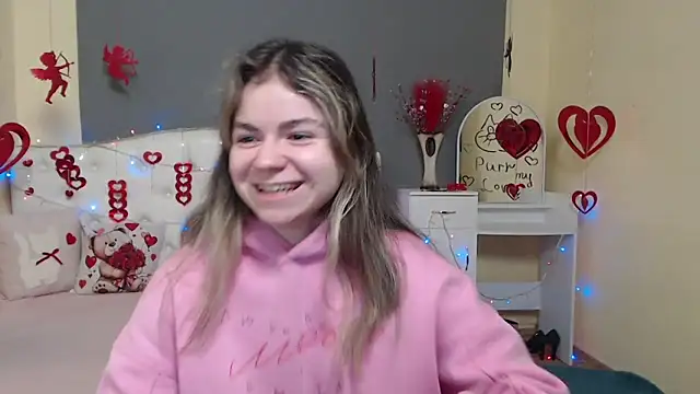 TinaRedly online show from 7, 2, 2026