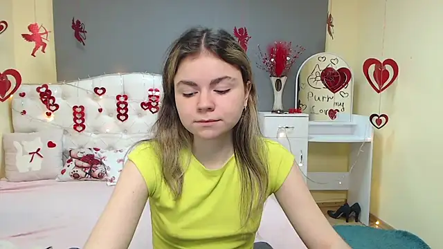 TinaRedly online show from 10, 2, 2026