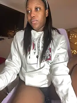 kellya  online show from 23, 1, 2025