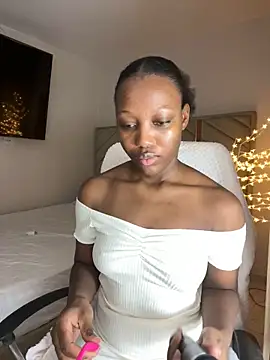 kellya  online show from 12, 11, 2025