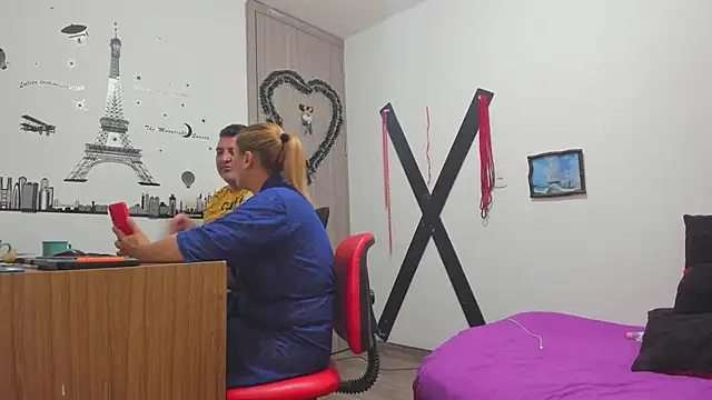 hotandfierylatinos2023 online show from 30, 1, 2025