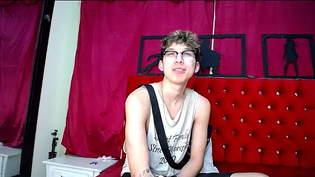  Thomas hot  online show from 22, 2, 2025