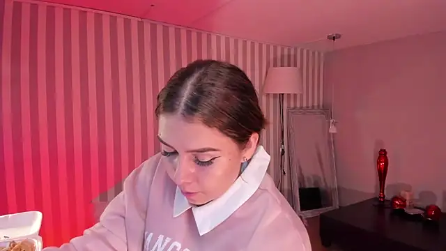 ArianaBaker online show from 28, 12, 2024
