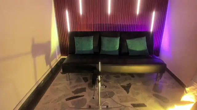 ArianaBaker online show from 2, 12, 2025