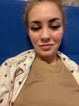 DreamGirl-777 online show from 10, 11, 2025