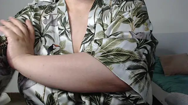 missdaniels online show from 15, 10, 2025