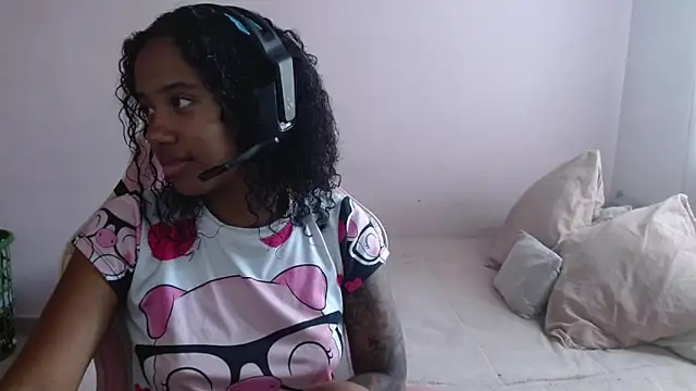 TiffanyRoouse online show from 15, 12, 2024