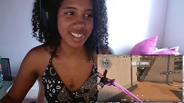 TiffanyRoouse online show from 13, 1, 2025