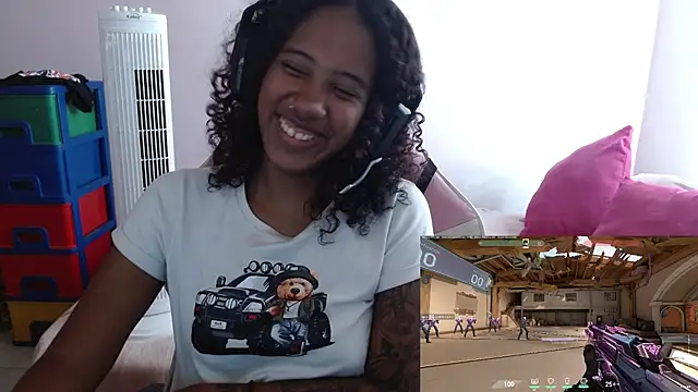 TiffanyRoouse online show from 30, 1, 2025