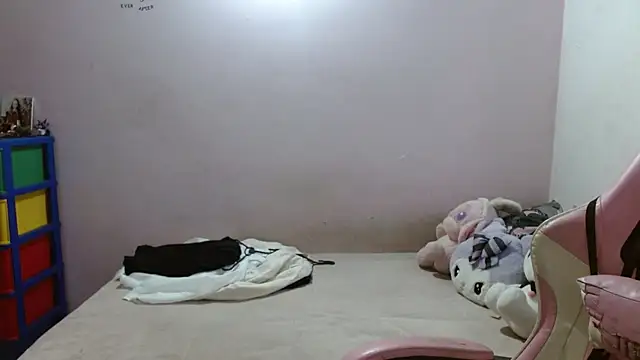 TiffanyRoouse online show from 1, 10, 2025