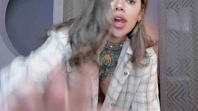 Snapshot of yandracelisofficial chatting on 20, 12, 2024 yandracelisofficial online show from 20, 12, 2024