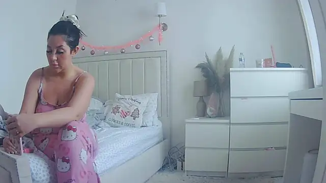 magical mia online show from 22, 12, 2025