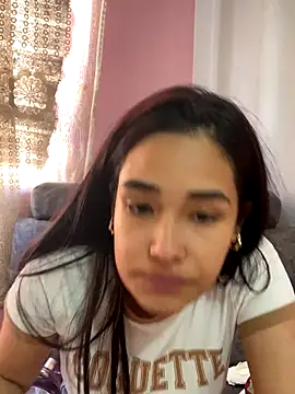 Snapshot of Alexsa_V chatting on 2, 10, 2025 Alexsa V online show from 2, 10, 2025