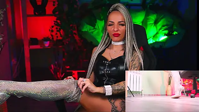 MonicaMaxwel online show from 29, 1, 2025