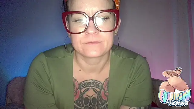 quinnmariexo online show from 12, 11, 2025