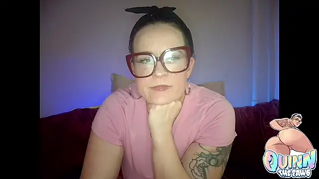 quinnmariexo online show from 19, 11, 2025