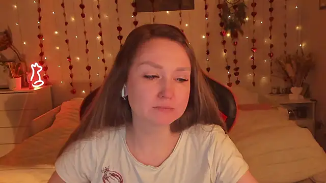 desperatehousewife   online show from 14, 2, 2026