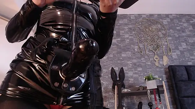 BondageGirl Ks online show from 27, 10, 2025