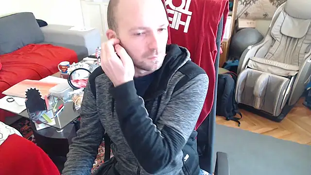 RealManHaveHairy online show from 3, 2, 2025