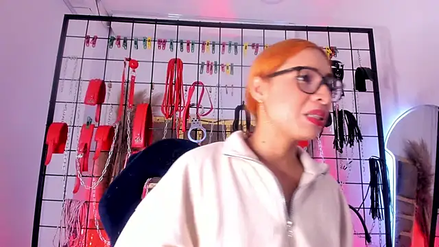 charrlotte quinn online show from 11, 1, 2025