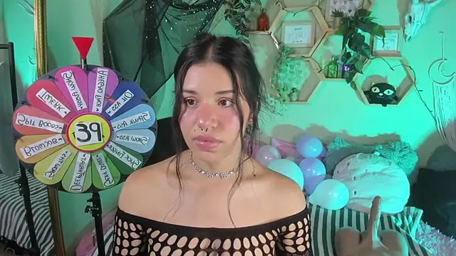 MiaaRose online show from 11, 2, 2025